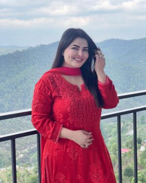 Khushi Gadhvi Instagram - Classy, bossy and fabulous, she’s not just beautiful. She’s a masterpiece👸🏻a woman who knows her worth ❤️🧿
.
.
Beautiful property near Nainital, Mukteshwar hills A brand-new property, beautifully made from inside with all the facilities … like indoor games,food by the hill view…bonfire knights with barbeque …, and much more what I mean is everything under one roof for a family trip, bachelor trip or trip with friends, you can go out there with the whole gang or just a couple whatever suits you …and not to forget excellent weather what a chill feel …must try this place 👩❤️👩10 out of 10 i highly recommended for a group trip @uptownkingdom thank you for having us we loved every bit of it ❤️🍾🍻
@newcreek.pr