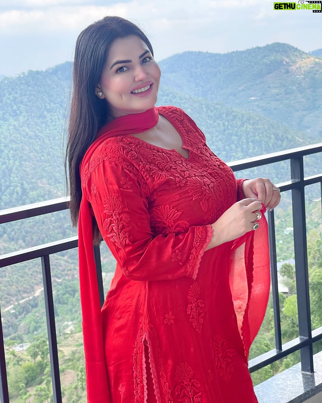 Khushi Gadhvi - 19.2K Likes - Classy, bossy and fabulous, she’s not just beautiful. She’s  a masterpiece👸🏻a woman who knows her worth ❤️🧿
.
.
Beautiful property near Nainital, Mukteshwar hills A brand-new property, beautifully made from inside with all the facilities … like indoor games,food by the hill view…bonfire knights with barbeque …, and much more what I mean is everything under one roof for a family trip, bachelor trip or trip with friends, you can go out there with the whole gang or just a couple whatever suits you …and not to forget excellent weather what a chill feel …must try this place 👩‍❤️‍👩10 out of 10 i highly recommended for a group trip @uptownkingdom thank you for having us we loved every bit of it ❤️🍾🍻
@newcreek.pr