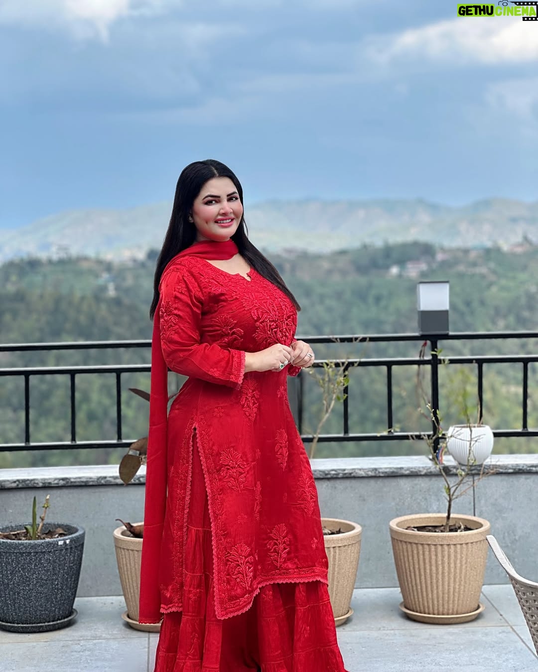 Khushi Gadhvi - 19.2K Likes - Classy, bossy and fabulous, she’s not just beautiful. She’s  a masterpiece👸🏻a woman who knows her worth ❤️🧿
.
.
Beautiful property near Nainital, Mukteshwar hills A brand-new property, beautifully made from inside with all the facilities … like indoor games,food by the hill view…bonfire knights with barbeque …, and much more what I mean is everything under one roof for a family trip, bachelor trip or trip with friends, you can go out there with the whole gang or just a couple whatever suits you …and not to forget excellent weather what a chill feel …must try this place 👩‍❤️‍👩10 out of 10 i highly recommended for a group trip @uptownkingdom thank you for having us we loved every bit of it ❤️🍾🍻
@newcreek.pr