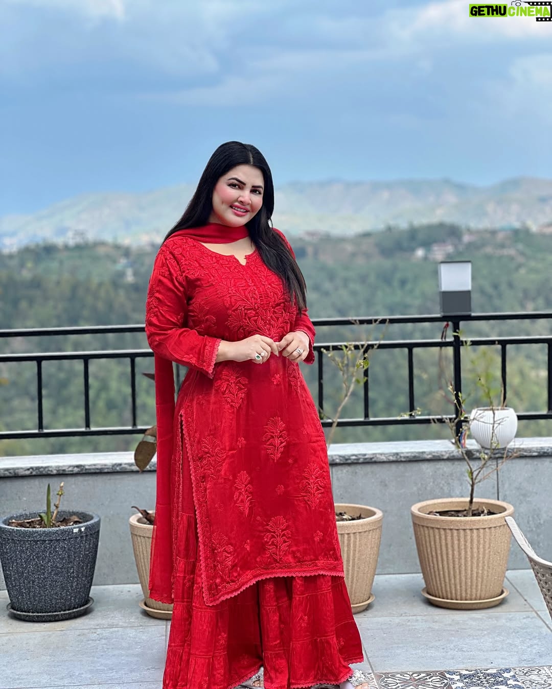 Khushi Gadhvi - 19.2K Likes - Classy, bossy and fabulous, she’s not just beautiful. She’s  a masterpiece👸🏻a woman who knows her worth ❤️🧿
.
.
Beautiful property near Nainital, Mukteshwar hills A brand-new property, beautifully made from inside with all the facilities … like indoor games,food by the hill view…bonfire knights with barbeque …, and much more what I mean is everything under one roof for a family trip, bachelor trip or trip with friends, you can go out there with the whole gang or just a couple whatever suits you …and not to forget excellent weather what a chill feel …must try this place 👩‍❤️‍👩10 out of 10 i highly recommended for a group trip @uptownkingdom thank you for having us we loved every bit of it ❤️🍾🍻
@newcreek.pr