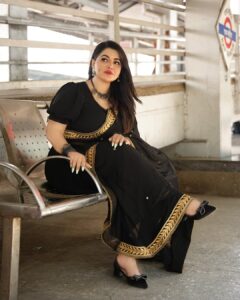 Actress Khushi Gadhvi HD Photos and Wallpapers May 2025