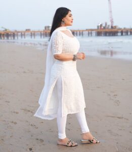 Actress Khushi Gadhvi HD Photos and Wallpapers July 2024
