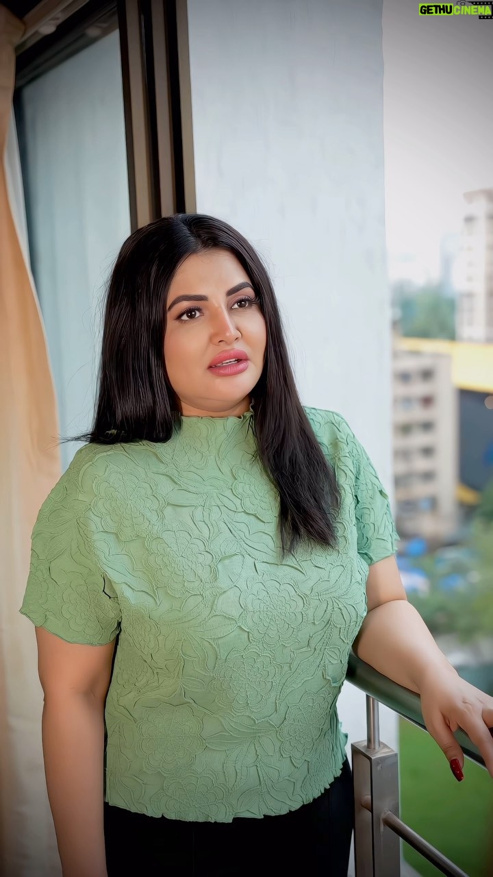 Khushi Gadhvi - 173.1K Likes - 