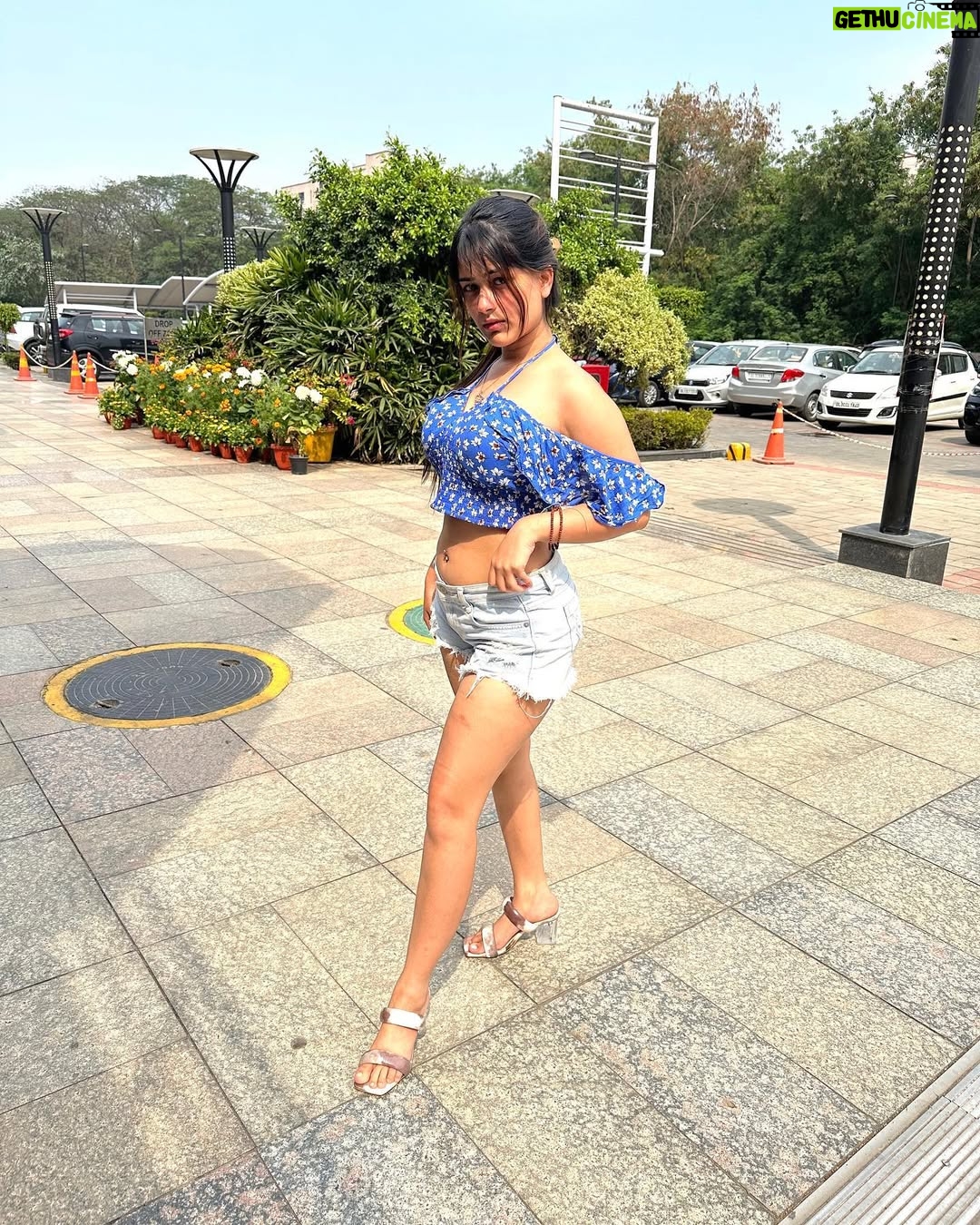 Khushi Maheshwari - 24.8K Likes - Your loss babe🦋💙🐳