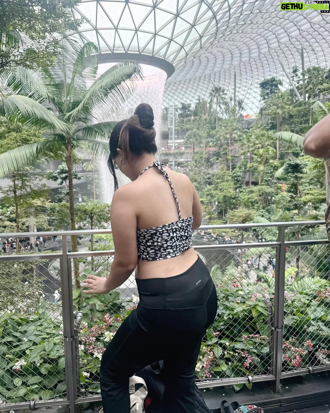 Khushi Maheshwari - 24.9K Likes - 🖤