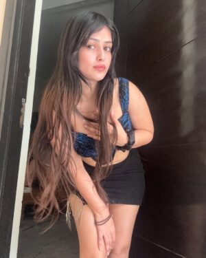 Khushi Maheshwari Instagram - Birthday Behaviour! 23💙