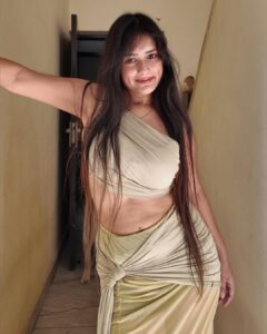 Actress Khushi Maheshwari HD Photos and Wallpapers July 2025