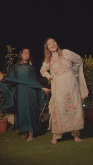Khushi Punjaban Instagram - Dance with cutieee ❤️
Khushi Outfit - @girls.wodrobe
Ayantika Outfit - @nutancollection._
#vkcouple04 #ayantika #dance