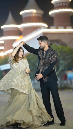 Khushi Punjaban Instagram - With you, everything feels right ❤️ @vvkchoudharyy
Outfit- @inayshaofficial