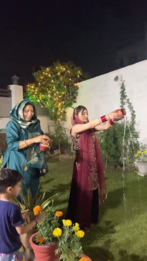 Khushi Punjaban Instagram - Kis kis ka Ahoi fast tha ??
Outfit :- @houseofsaavi
#vkcouple04