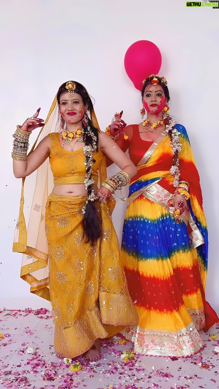 Khwahish Gal - 182.6K Likes - Radhe Radhe 🙏🏻 @khwahish_gal 
.
.
.
.
.
.
.
.
#reels #reelitfeelit #insta #couple #featured #khwahish_gal