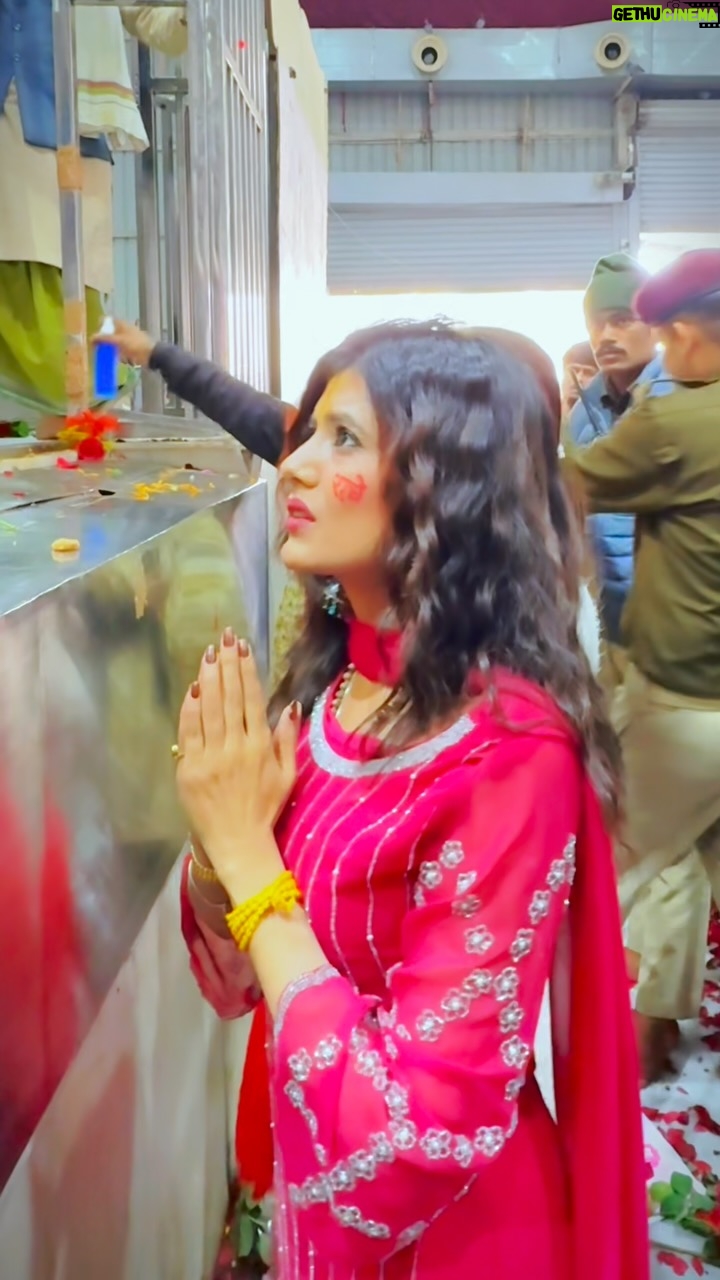 Khwahish Gal - 867.4K Likes - हारे का सहारा खाटू श्याम हमारा 🙏🏻 @khwahish_gal 
.
.
.
.
#reels #reelitfeelit #insta #couple #featured #khwahish_gal