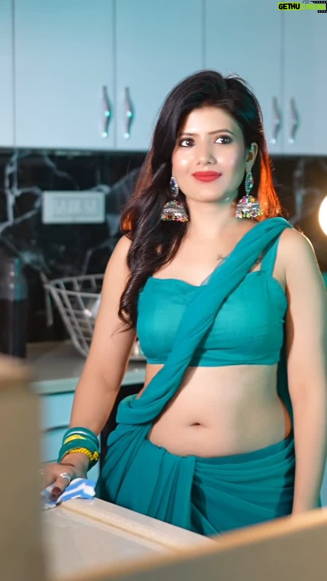 Khwahish Gal - 233.2K Likes - Baarish mein romance 😍🥰 @khwahish_gal 
.
.
.
.
.
.
.
.
#reels #reelitfeelit #insta #couple #featured #khwahish_gal