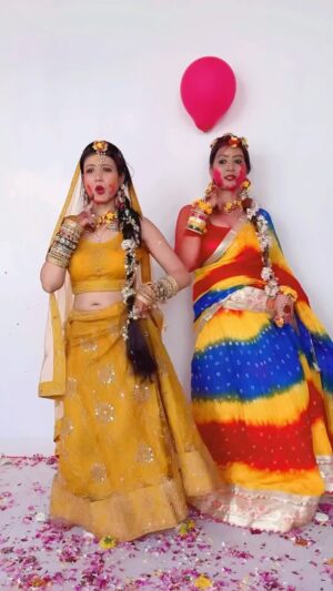 Khwahish Gal Instagram - Kaisa laga humara dance🙈 @khwahish_gal
.
.
.
.
.
.
.
#reels #reelitfeelit #insta #couple #featured #khwahish_gal