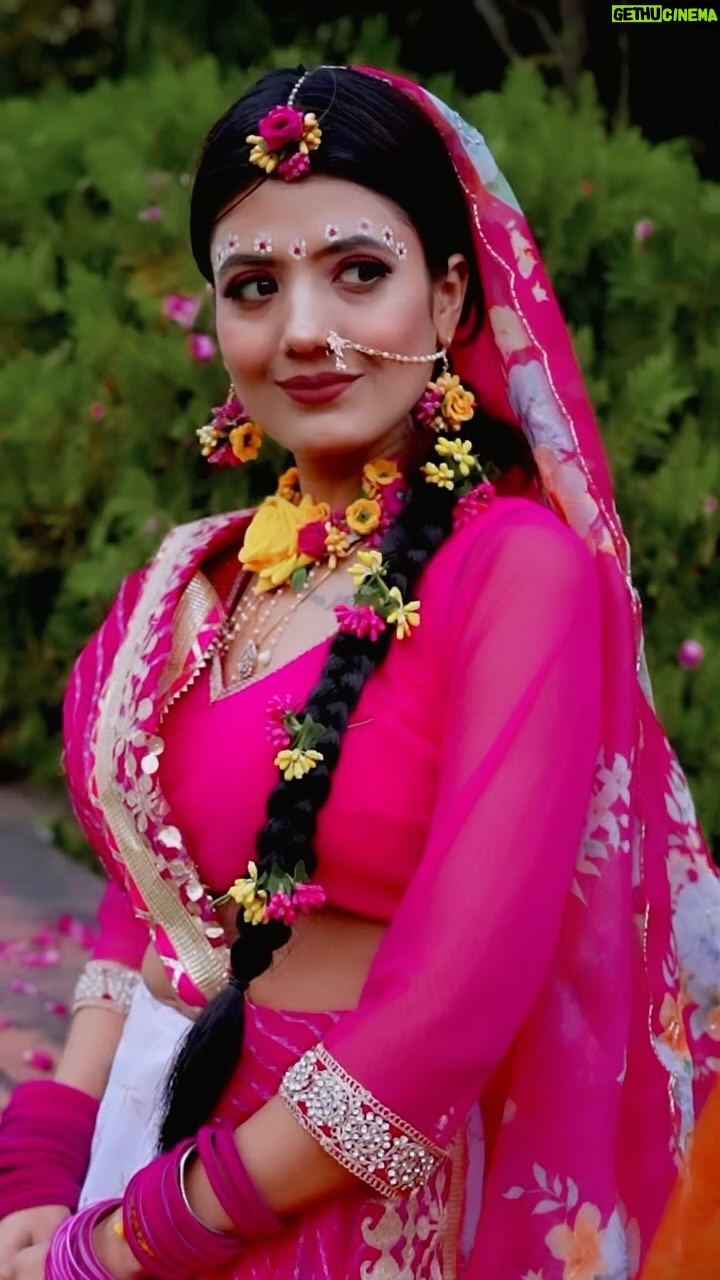 Khwahish Gal - 132.5K Likes - प्रेम की देवी श्री राधे राधे 🙏🏻 @khwahish_gal 
.
.
.
.
.
.
#reels #reelitfeelit #insta #couple #featured #khwahish_gal
