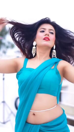 Khwahish Gal Instagram - Shola hai ye 🔥🥵 @khwahish_gal
.
.
.
.
.
.
.
.
.
#reels #reelitfeelit #insta #couple #featured #khwahish_gal