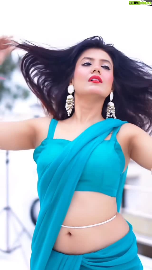 Khwahish Gal - 155.4K Likes - Shola hai ye 🔥🥵 @khwahish_gal 
.
.
.
.
.
.
.
.
.
#reels #reelitfeelit #insta #couple #featured #khwahish_gal