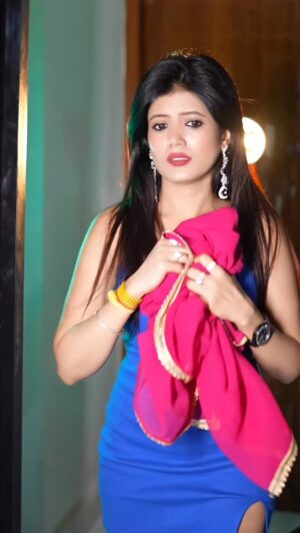 Khwahish Gal Instagram - Aisa pati kisi ko na mile 😰😖 @khwahish_gal
.
.
.
.
.
.
.
.
.
.
.
#reels #reelitfeelit #insta #couple #featured #khwahish_gal