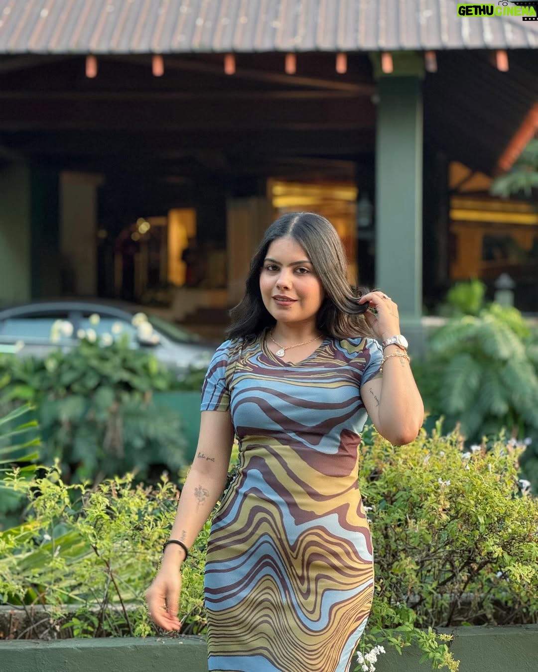 Khyati Sonigra - 76.9K Likes - A moment 💗 

#3amsquad #instapost #love #srilanka #visit #instagood #instagram #famlove
