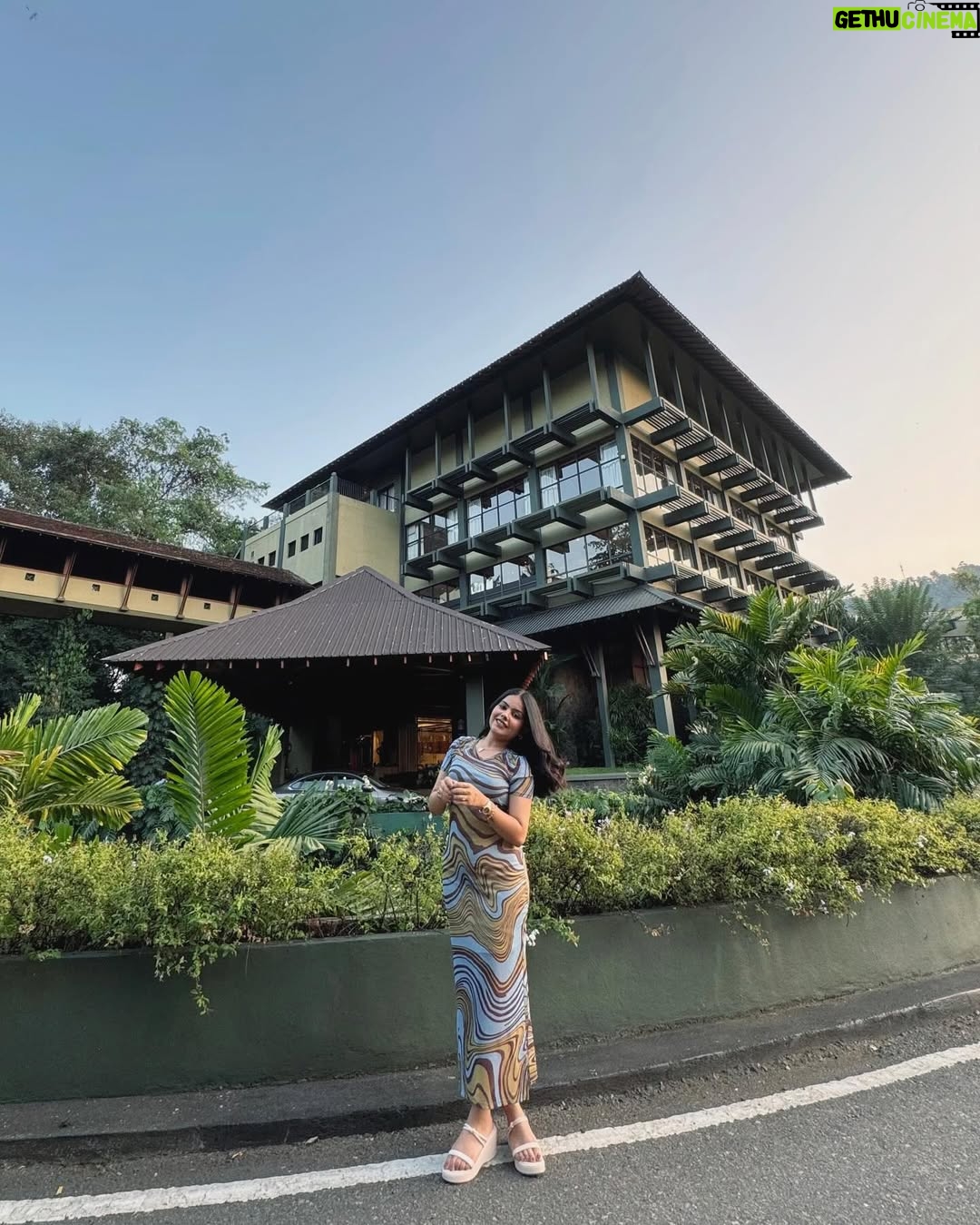 Khyati Sonigra - 76.9K Likes - A moment 💗 

#3amsquad #instapost #love #srilanka #visit #instagood #instagram #famlove