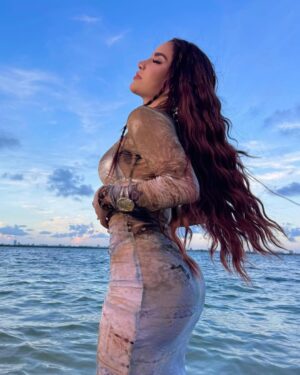 Kimberly Loaiza Instagram - ¿Ya fueron a la Playa? ☀️