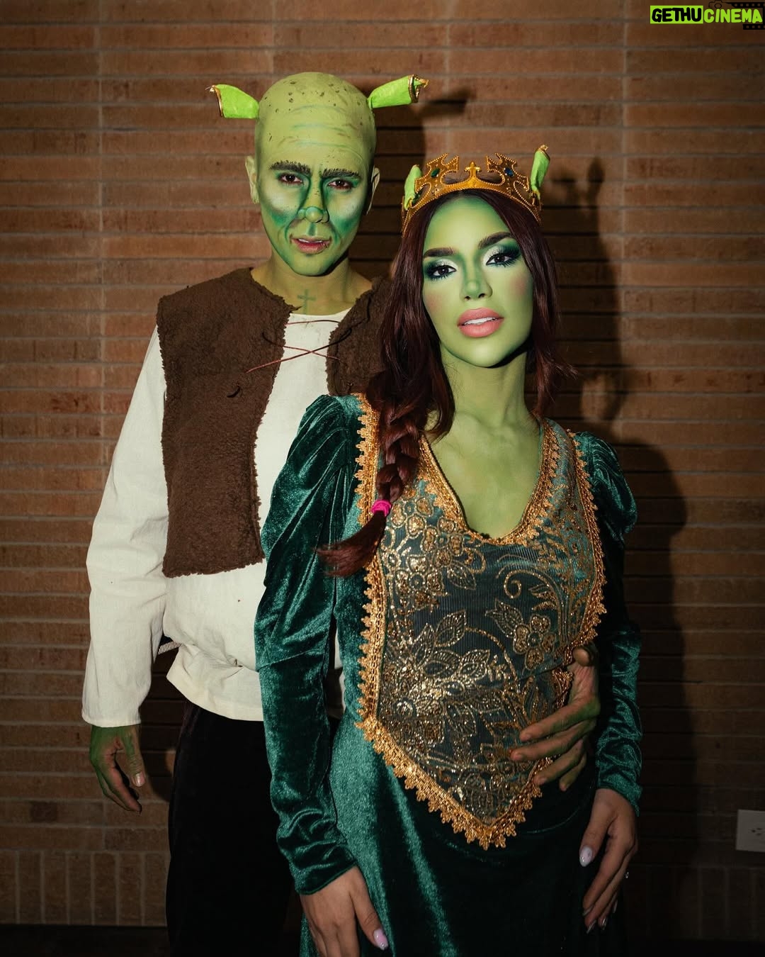 Kimberly Loaiza - 1.1 Million Likes - FELIZ HALLOWEEN de parte de la familia JUKISHREK 🎃