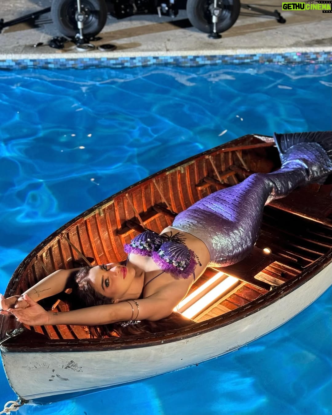Kimberly Loaiza - 1.6 Million Likes - LA MEJOR DECISIÓN 🧜🏻‍♀️ ¡Disponible Ya!