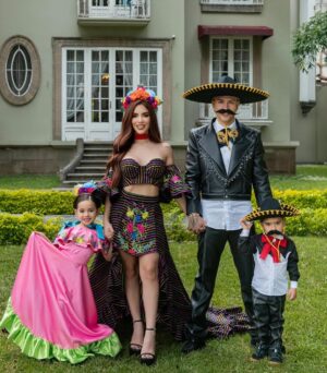 Kimberly Loaiza Instagram - Somos Mexicanos 🇲🇽✨