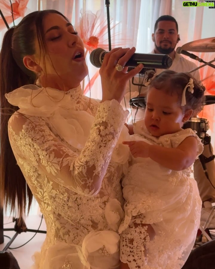 Kimberly Reyes - 36.5K Likes - Bienvenida a esta familia de Fe Nicollette 🤍