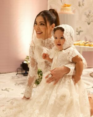 Kimberly Reyes Instagram - Bienvenida a esta familia de Fe Nicollette 🤍