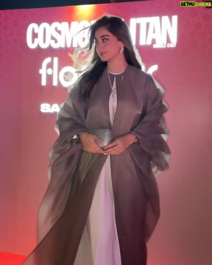 Kimia Hosseini - 50K Likes - 💕🪸