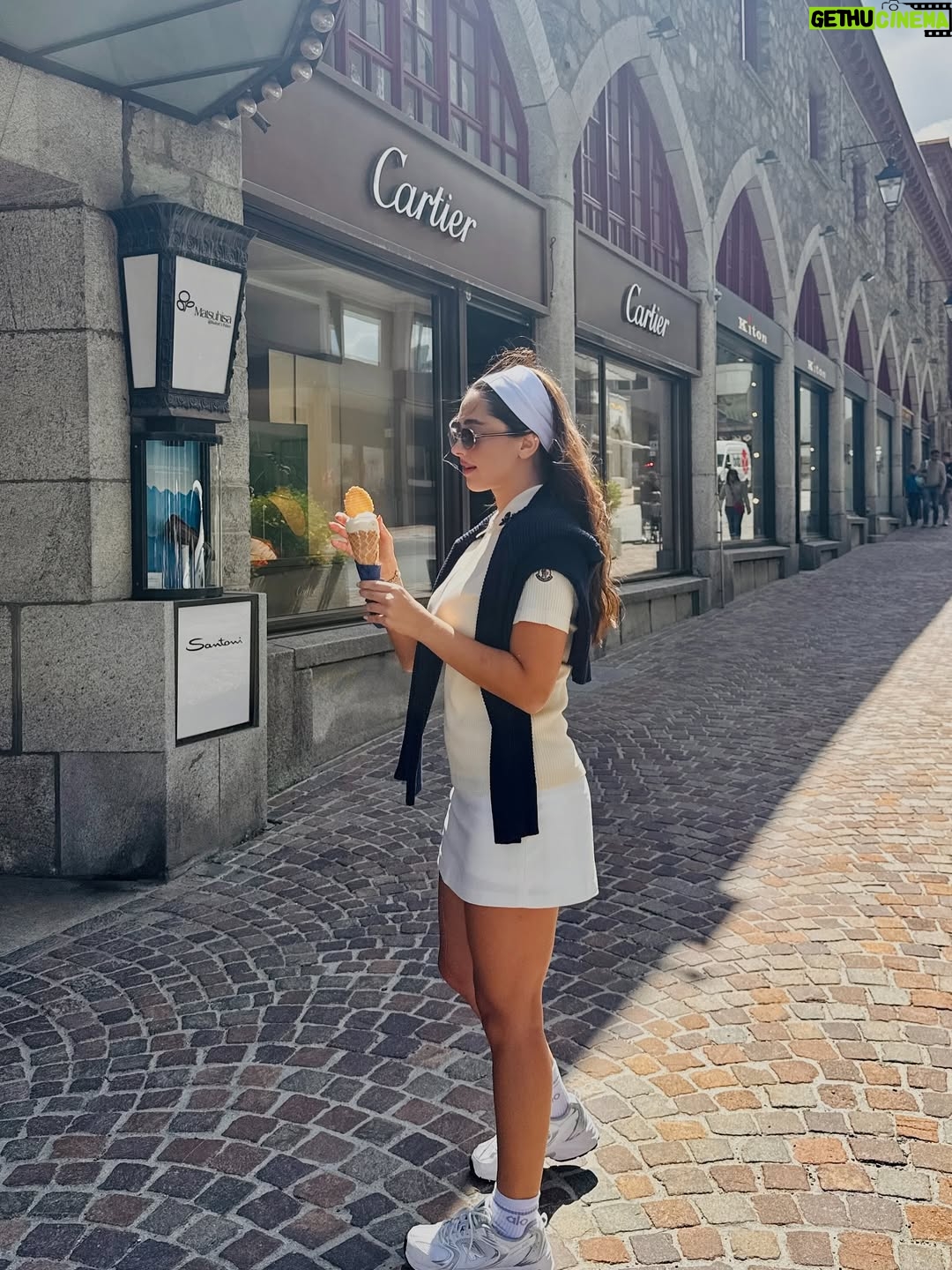 Kimia Hosseini - 67.1K Likes - These moments are not just passing by, 
they’re shaping me..🎾