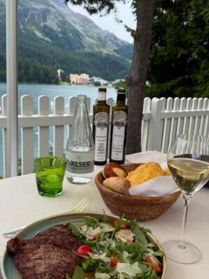 Kimia Hosseini Instagram - Switzerland you felt like a dream I never wanted to leave.
every detail is still glowing in my heart.