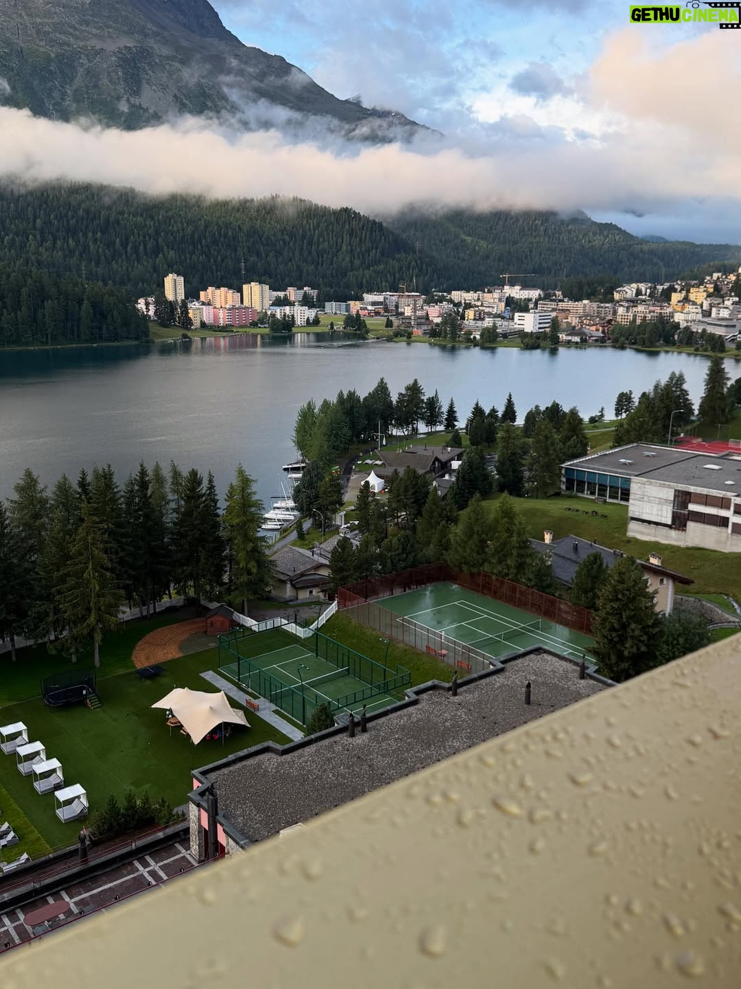 Kimia Hosseini - 42.9K Likes - Switzerland you felt like a dream I never wanted to leave.
every detail is still glowing in my heart.