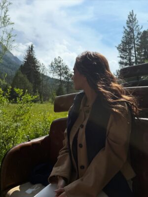 Kimia Hosseini Instagram - Switzerland you felt like a dream I never wanted to leave.
every detail is still glowing in my heart.