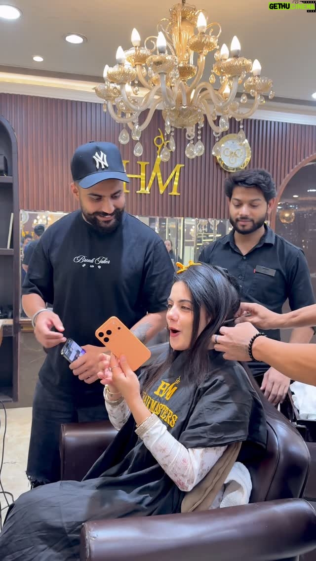 Kirat Randhawa - 80.9K Likes - #17pro #surprise 😅😂
