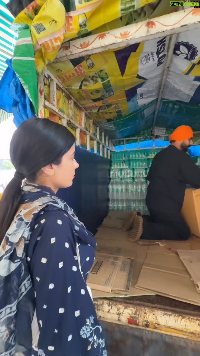 Kirat Randhawa - 475.5K Likes - ਵਾਹਿਗੁਰੂ ਜੀ ਕਿਰਪਾ ਕਰਨ 🙏🏼