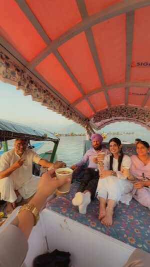 Kirat Randhawa Instagram - Kashmir 🛶