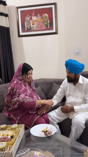 Kirat Randhawa Instagram - Sachi Sariyan Ziddan Pugaiyan tuc meriyan🥹 I love you so much Papa Waheguru ji thonu lambi umraan den♥️🙏🏼