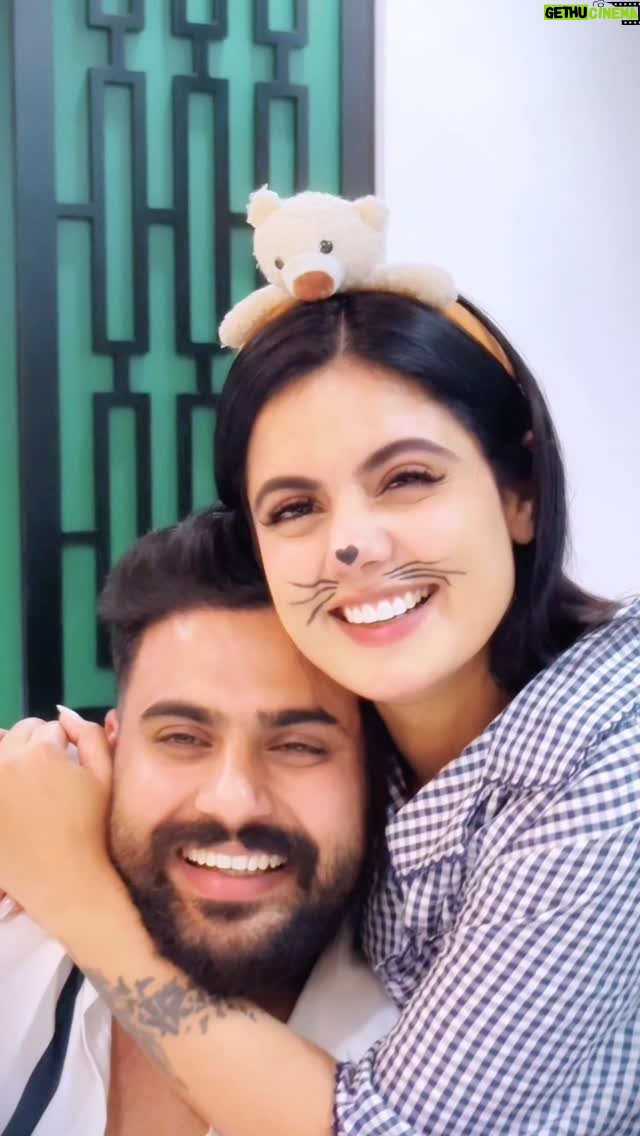 Kirat Randhawa - 81.7K Likes - 🐱
📸 @gavysopal