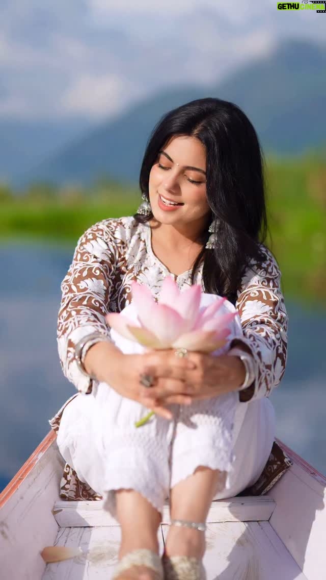 Kirat Randhawa - 61.6K Likes - 