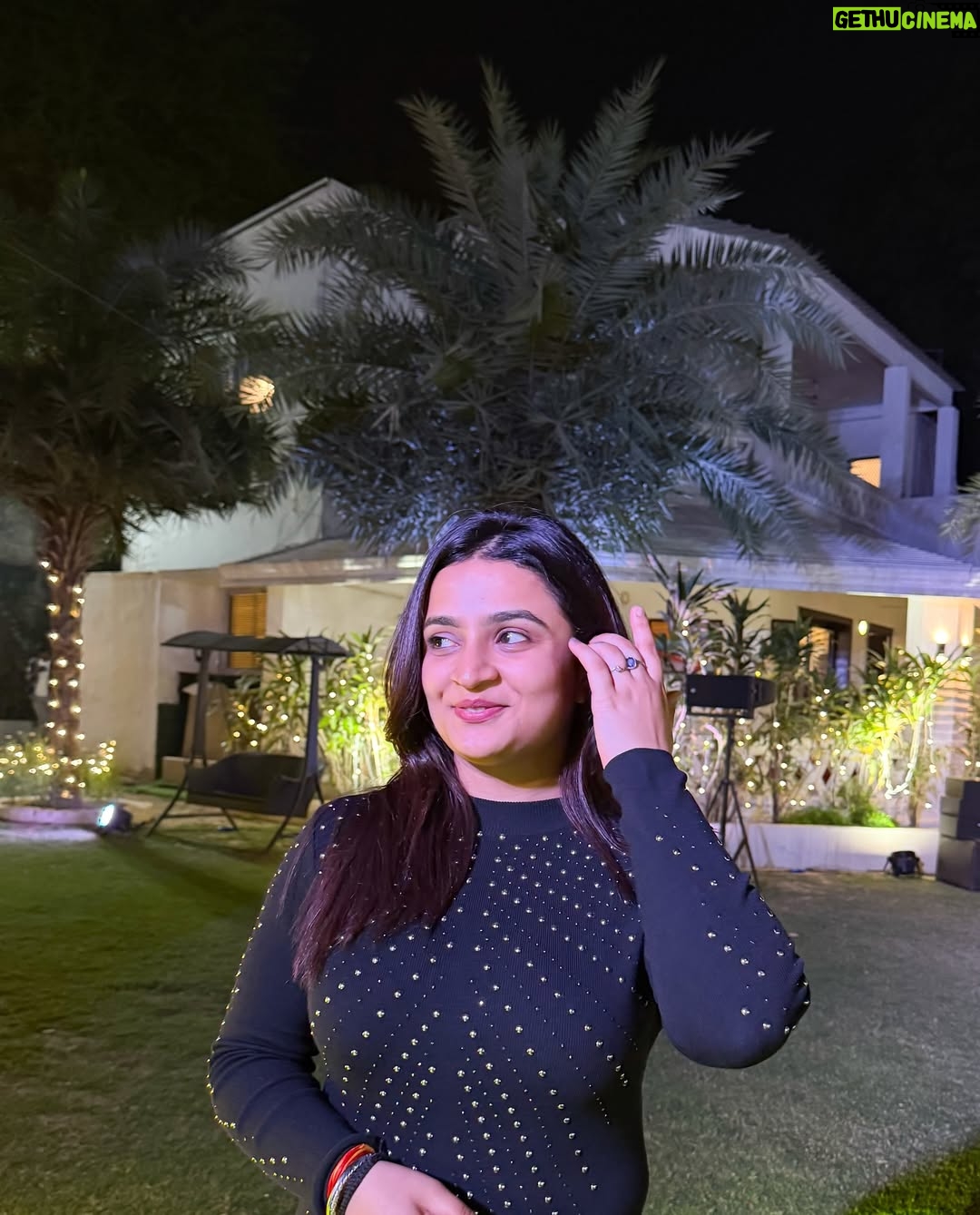 Kirti Mehra - 248.8K Likes - 🖤🩶🤍🖤🩶🤍 #kirtimehra