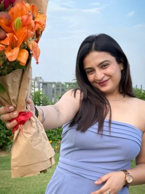 Kirti Mehra Instagram - Be Happy. not because everything is good, but because you can see the good side of everything 🩵💐 #kirtimehra