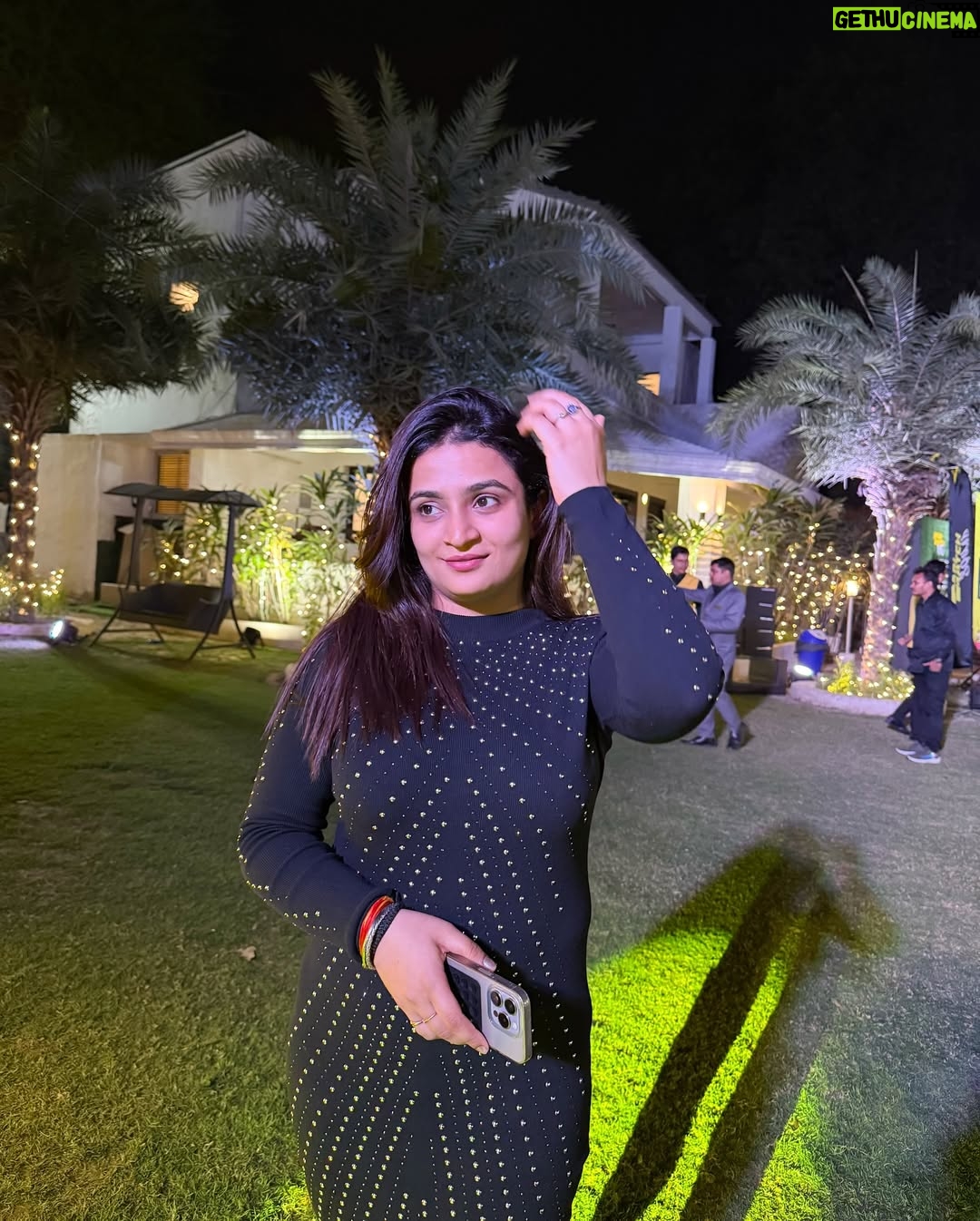 Kirti Mehra - 248.8K Likes - 🖤🩶🤍🖤🩶🤍 #kirtimehra