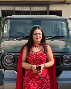 Actress Kirti Mehra HD Photos and Wallpapers February 2025