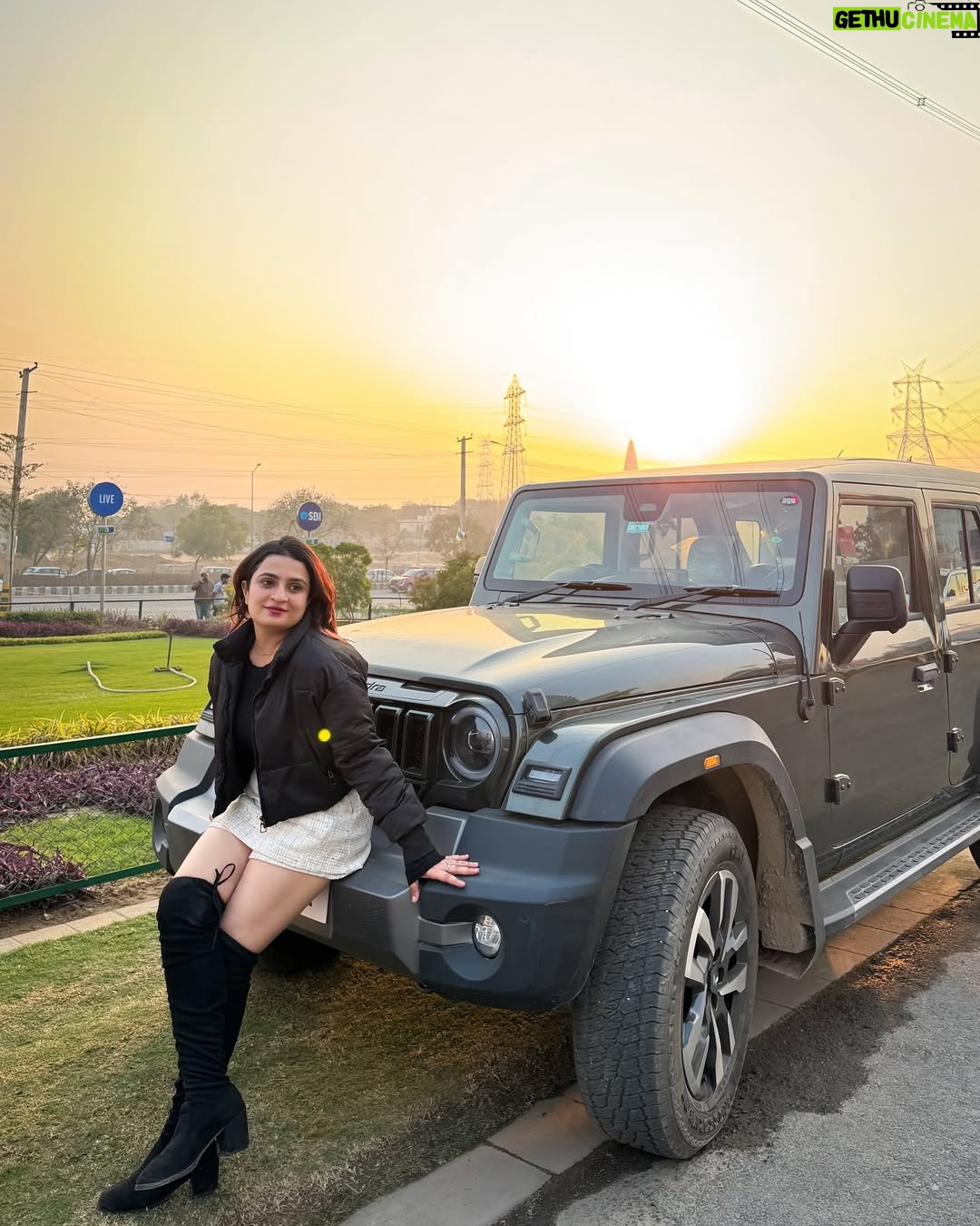Kirti Mehra - 216.2K Likes - 🌅❤️ #kirtimehra