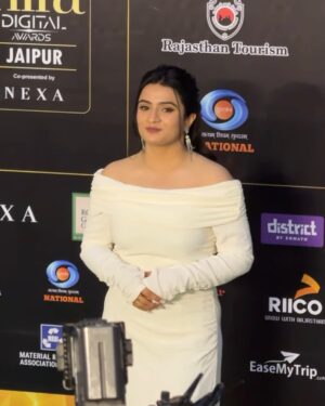 Kirti Mehra Instagram - iifa Awards 2025🔥 Day 2🤍🤍 #kirtimehra #iifa #iifaawards #iifaawards2025 #iifa2025
Hair & Makeup - @dsmake_over