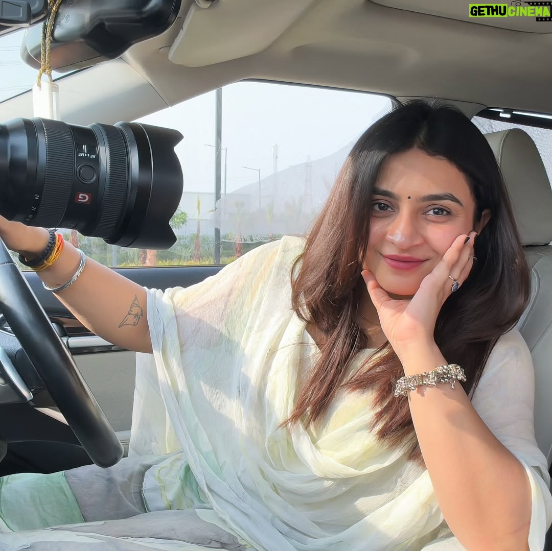 Kirti Mehra - 192.9K Likes - Car Talks Ep. 15 Dekhlia? With @jonyandtony 🚗💨 #kirtimehra