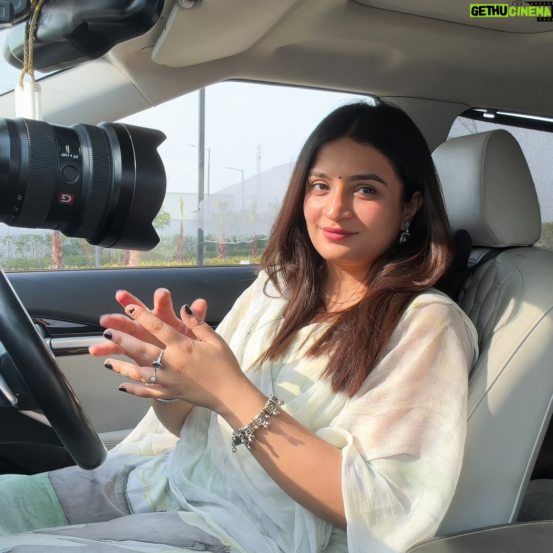 Kirti Mehra - 192.9K Likes - Car Talks Ep. 15 Dekhlia? With @jonyandtony 🚗💨 #kirtimehra