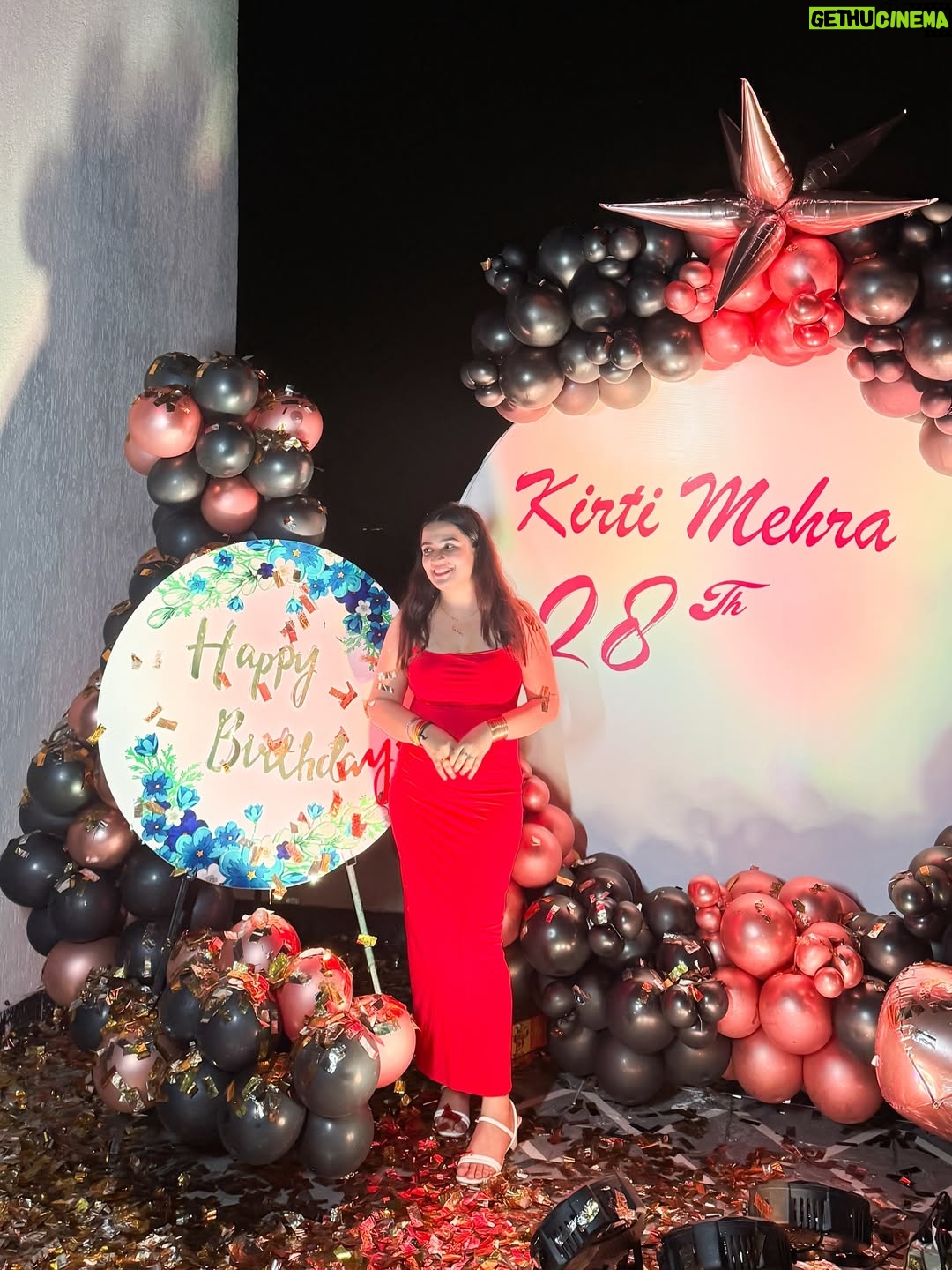 Kirti Mehra - 243.8K Likes - Grateful for the love, the laughter, and the people who truly know my heart. Thank you for reminding me what really matters❤️and this time SPECIAL THANKS TO MY KIRTIANS🧿I may never be able to return the love you guys have given me, but please know, I feel it deeply, and I’ll carry it always. I LOVE YOU GUYS A LOT❤️🥹 #kirtimehra
Decoration - @arora_event_decoration